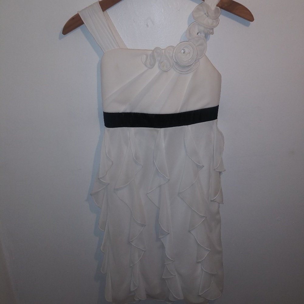 Amy's Closet - White Kid dress